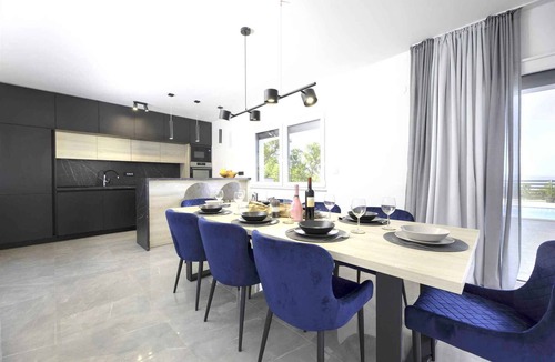 Smrika Villa | Villa with swimming pool in the quiet village of Smrika