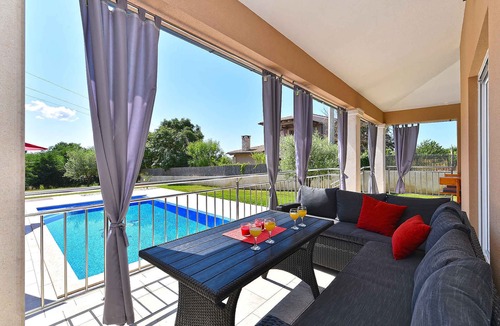 Divsici Villa | Villa with swimming pool and table tennis