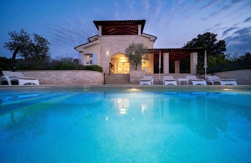 Kavran Villa | Villa Zara - 4 bedrooms with private pool