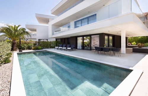 Zidarici Apartment | Villas Azimut – Superior Apartment with Pool, Terrace and Stunning Sea View