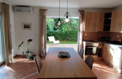 Vinkuran Apartment | Vin apartment-near the bay