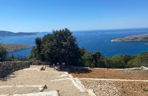 Ustrine House | Vita Vacation Home