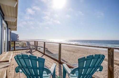 Nelscott House | Wave Watchers