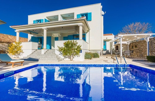 Poljica Villa | Wellness & spa Villa Spirini Dvori - heated seasonal pool, sauna, hot tub