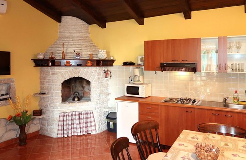 Kozljani House | Wonderful private villa for 4 guests with WIFI, A/C, TV, terrace and pets allowed