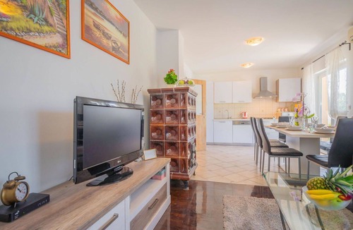 Drivenik House | Wonderful private villa for 8 guests with A/C, private pool, WIFI, TV, terrace and pets allowed