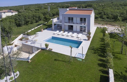 Stanisovi Villa | Wonderful private villa with A/C, WIFI, private pool, TV, terrace, pets allowed and panoramic view