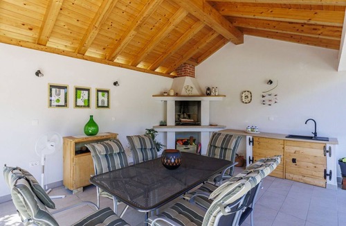 Paradiz House | Wonderful villa for 4 guests with A/C, private pool, WIFI, TV and terrace