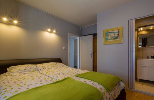 Grizane Villa | Wonderful villa for 14 guests with WIFI, A/C, pool, TV, terrace, pets allowed and parking