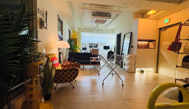 삼Atelier Seongsu Riverside Loft Cherry Blossom Road Han River airport bus