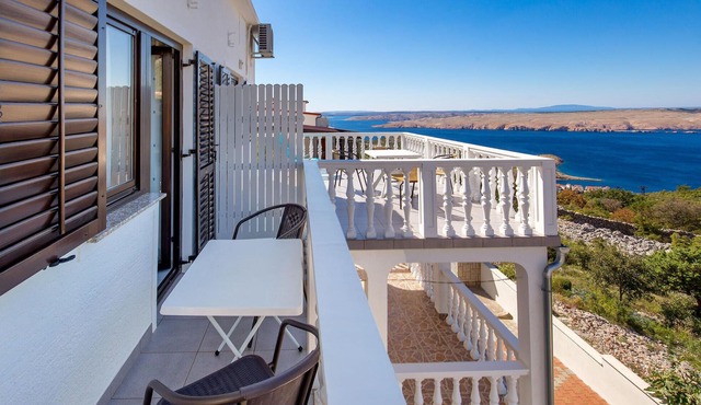 1 bedroom beautiful apartment in Jablanac