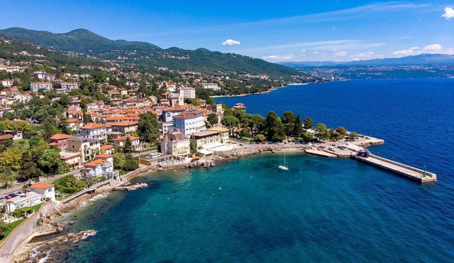 2 bedroom accommodation in Lovran