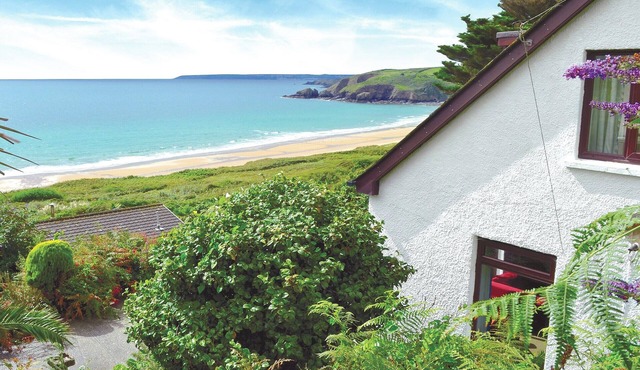 3 bedroom accommodation in Praa Sands, Penzance
