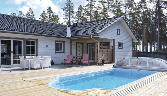 3 bedroom accommodation in Tranås