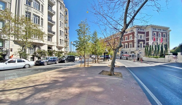 3-Bedroom Flat in Great Location in Taksim Beyoglu Istanbul