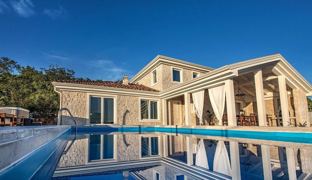 3 bedroom stunning home in Jadranovo