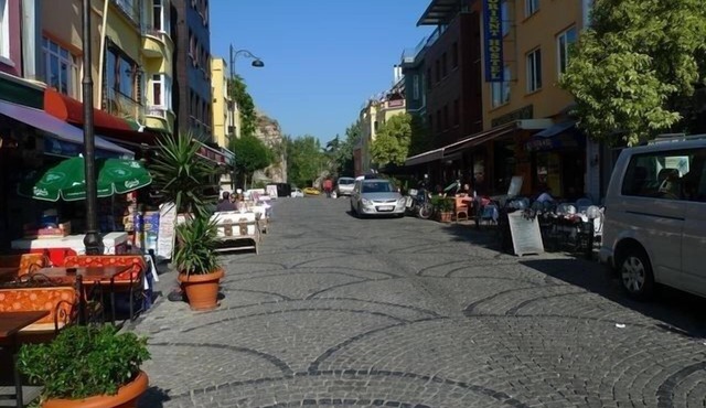 3 Double Bedroom, Right Next to Blue Mosque, on Akbiyik Street