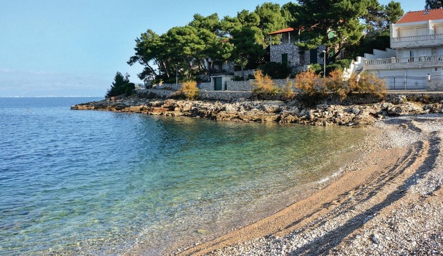4 bedroom accommodation in Stomorska