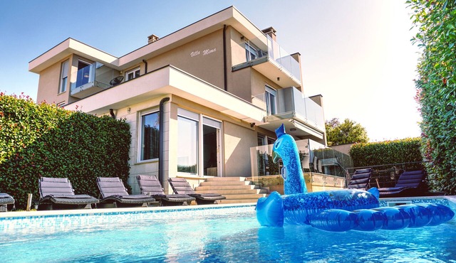* 4 star Villa Mima pool sea view air conditioning 5 bedrooms 6 bathrooms *