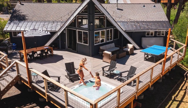 4BR Tahoe Cabin w/Hot Tub, BBQ & Ping Pong Next to Lake & Paige Meadows Trails