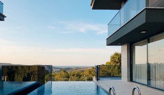 5 Star Villa with 4 Bedrooms, Istanbul Villa 1001