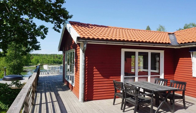 6 person holiday home in ÅKERSBERGA-By Traum