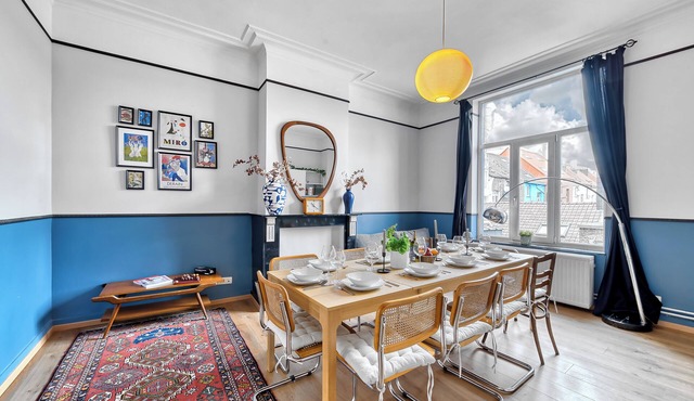 9/Comenstay.be/220m2 Vintage FOUR APTS @CityCenter Townhouse Big Groups 20+ppl