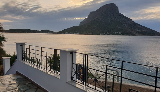 Aegean Villita -Masouri-on beach- apartment
