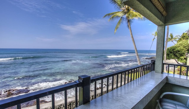 Aloha! Oceanfront, TV, Pool, Hot Tub, A/C.