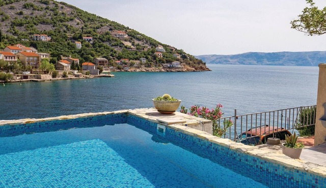 Amazing home in Klada