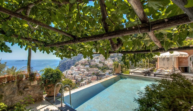 AMORE RENTALS - Villa San Giacomo – Historic Luxury Villa with Sea View