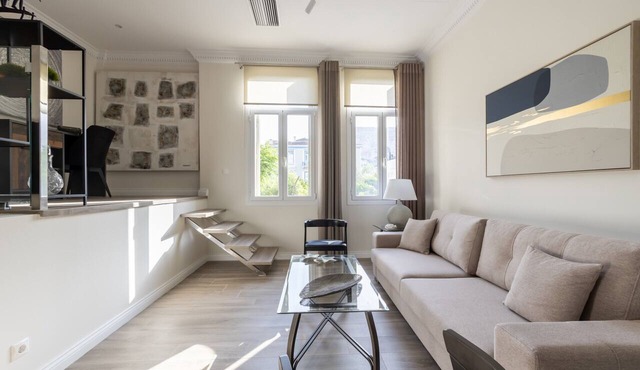 Ancient Athens Great Apt Home Office w/Acropolis View
