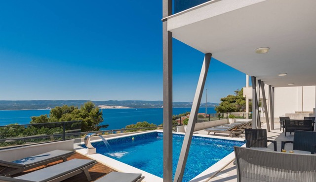 Apartman Mia 7 - Omiš by Villas Guide