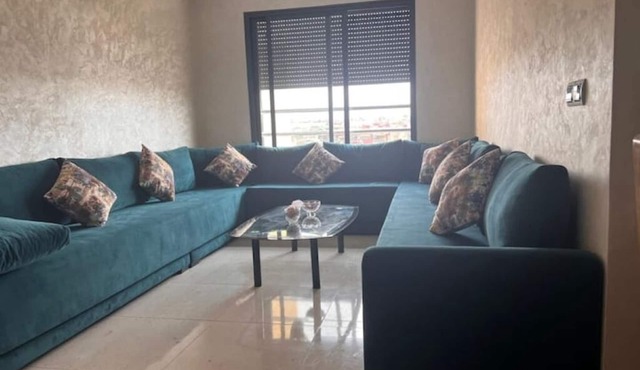 Apartment 5min beach, center