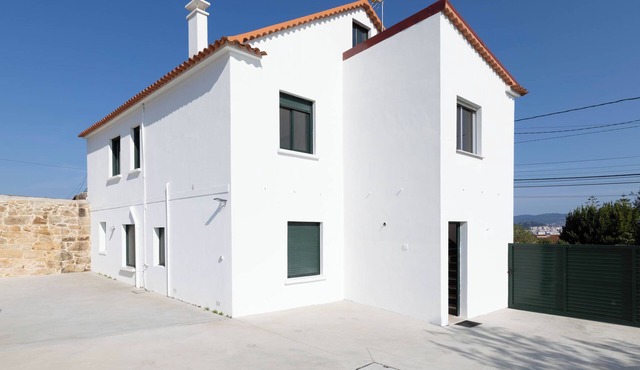 Apartment 'Casa Completa De Vilela' with Private Terrace and Private Garden