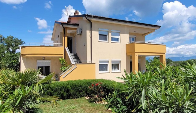 Apartment Dani 1 for 4 people