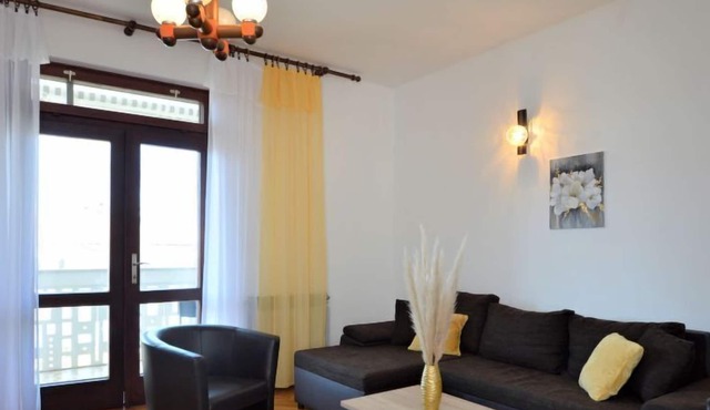 Apartment Dragica (PUL302) in Pula - 8 persons, 3 bedrooms