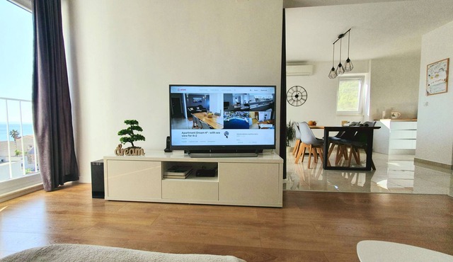 Apartment Dream 4* sea view for 4+2 people