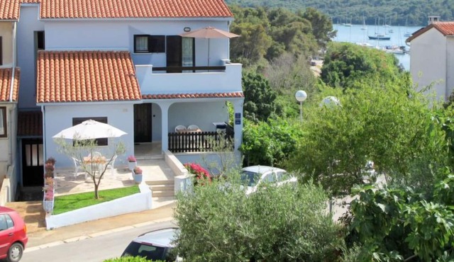 Apartment Hula (PUL246) in Pula - 2 persons, 1 bedrooms