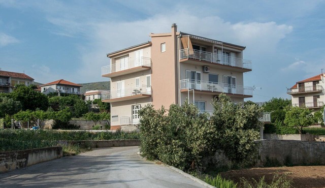 Apartment in Seget Donji with terrace