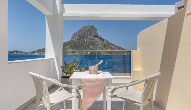 Apartment 'Kalliopi with Sea View' with Private Terrace, Wi-Fi and Air Conditioning