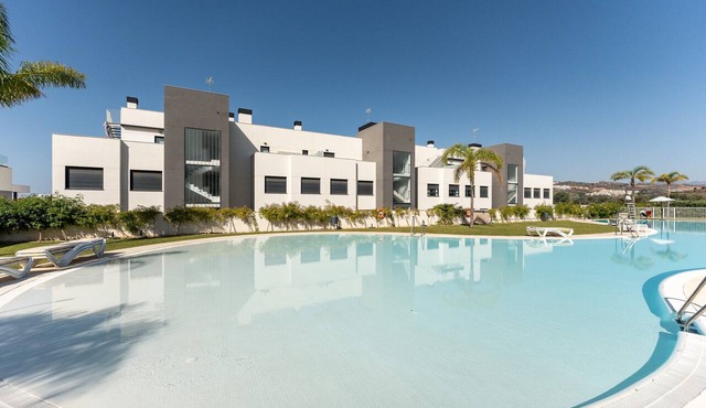 Apartment "La Cala Calaserena" with Shared Pool & Wi-Fi