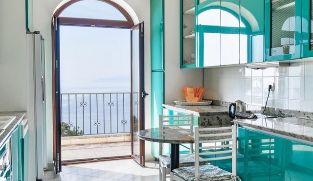 Apartment Leste