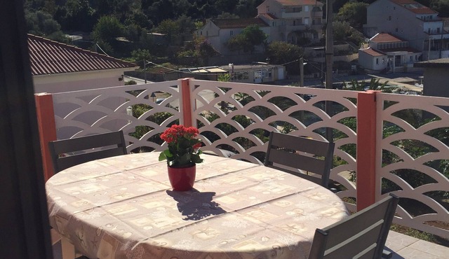 Apartment Luna (83621-A1) - Lun - island Pag