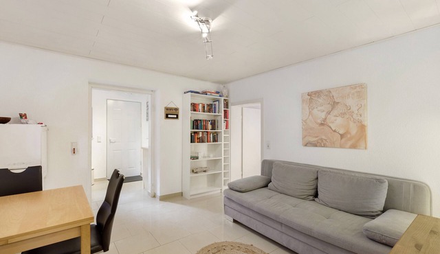 Apartment 'Maintal 2' with Private Terrace, Private Garden and Wi-Fi