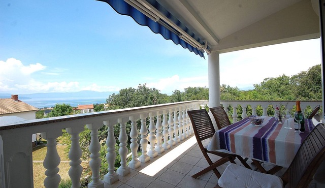 Apartment Nency - 2 (Kvarner - Kremenići)