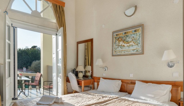 Apartment 'Two-Bedroom No 4' with Sea View, Wi-Fi and Air Conditioning