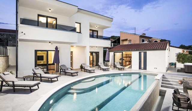 Apartment Villa Cascada by Interhome