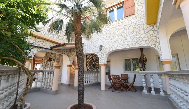 Apartment with community pool