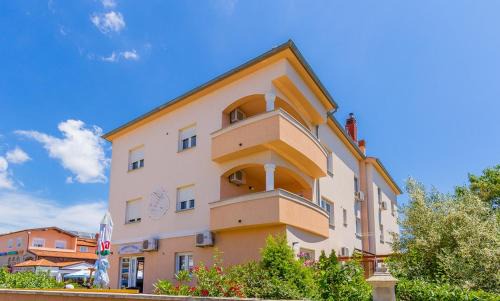 Apartments Cukon